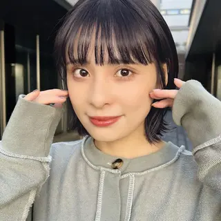 ショート カラー 🎧パーソナルケア/ 透明感カラー/ミユのヘアスタイル