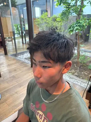 ショート 長谷川 朋樹のヘアスタイル