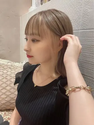 ショート カラー 小嶋 真滋のヘアスタイル