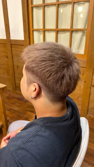 ショート カラー メンズ 木村 美彩輝のヘアスタイル