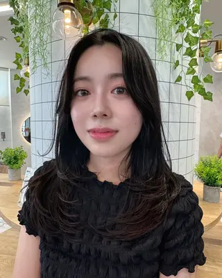 ロング レイヤー/髪質改善/ 飯尾百花のヘアスタイル