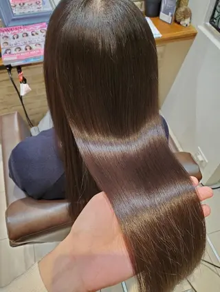 ロング カラー パーマ ヘアアレンジ メンズ キッズ ネイル マツエク・マツパ 髪質改善🫧ベージュ 椙山 響のヘアスタイル