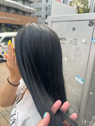 ロング カラー ハイトーン／パーマ 特化平田のヘアスタイル