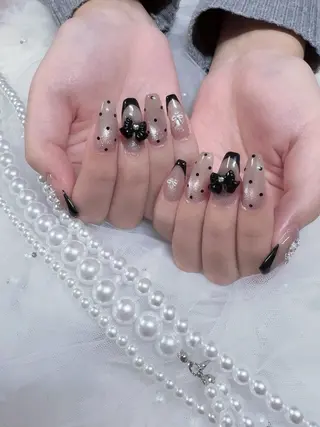 ネイル TOMO. Libのネイルデザイン