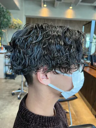 ショート パーマ メンズ 波巻きスパイラルパー マ/シャドウパーマ駿のヘアスタイル