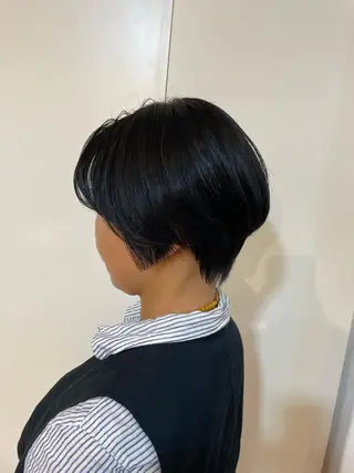ショート 🦋透明感 艶カラー Rie🦋のヘアスタイル