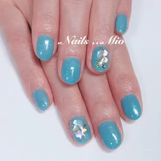 ネイル .Nails Mio 赤羽西ネイルサロンのネイルデザイン