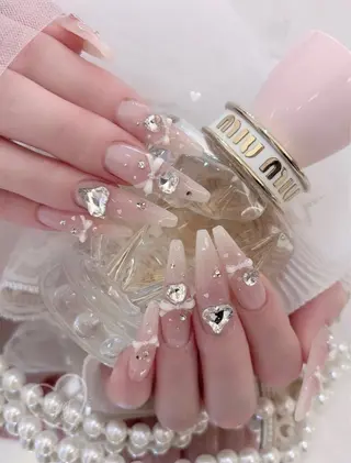 カラー AIN Nailのネイルデザイン