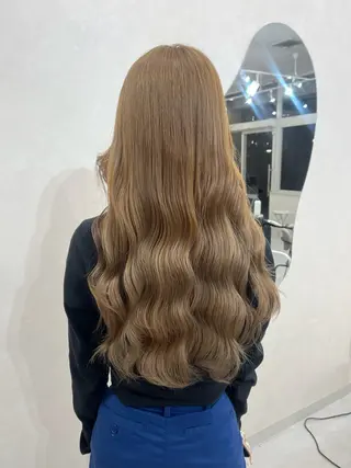 ロング カラー 長山 茉白のヘアスタイル