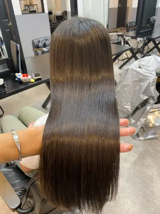 ロング ROI 【ロイ】のヘアスタイル