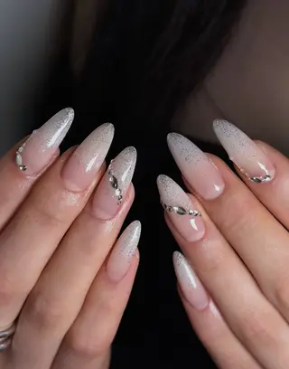 ネイル Lyna 池袋のネイルデザイン