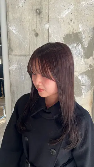 ロング piilo/ 岩花梨乃のヘアスタイル