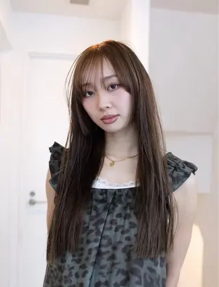 ロング カラー ヘアアレンジ 🫟ダブルカラー 小島千夏🫟のヘアスタイル