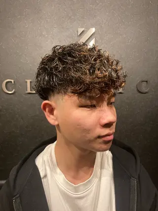 ショート パーマ メンズ メンズ特化 星野裕人のヘアスタイル