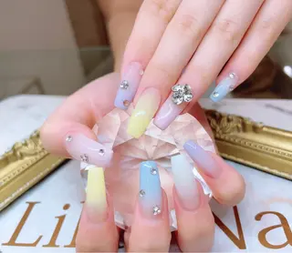 ネイル Lilas Nailのネイルデザイン