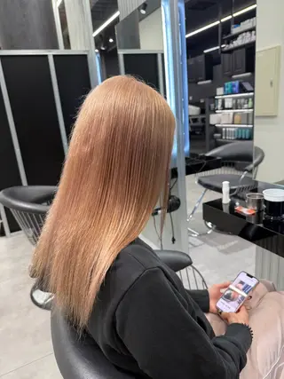 セミロング ✨ハイトーン/レイヤ ー/横浜/優内✨のヘアスタイル