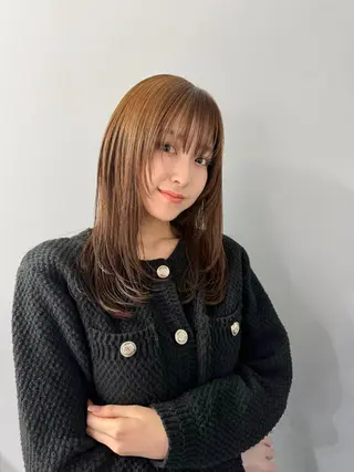 セミロング 小顔矯正/レイヤー 透明感カラー✨生真のヘアスタイル