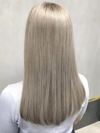 セミロング カラー パーマ ヘアアレンジ ヘアケア特化型サロン newi 梅田のヘアスタイル