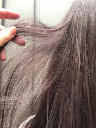 セミロング サイレント美容師 アイリィのヘアスタイル