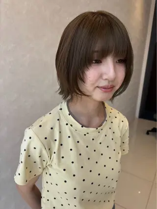 ショート カラー 福冨 由梛のヘアスタイル