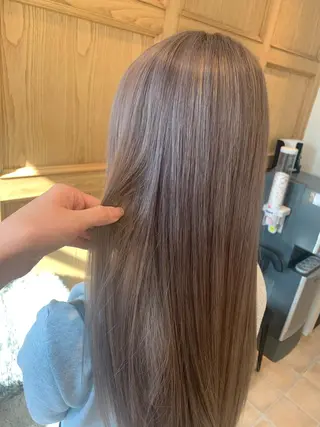 ロング カラー 🫧透明感カラー🫧 美髪矯正🫧チサトのヘアスタイル