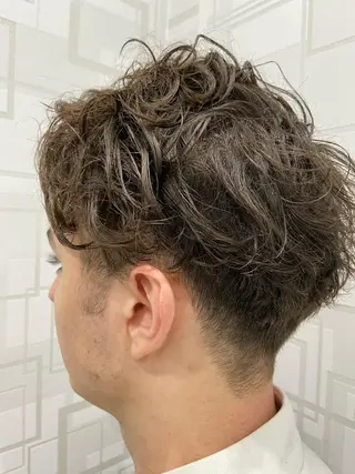 ショート メンズ カットパーマ✂️ 小坂田玲亜のヘアスタイル