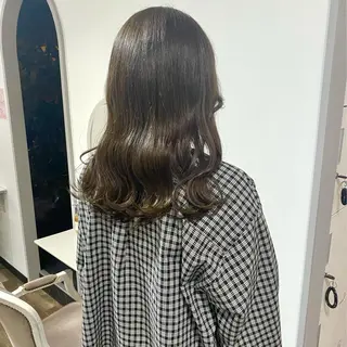 ロング カラー otoha✳︎ くすみ艶カラーのヘアスタイル