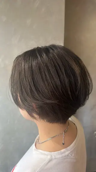 ショート カラー 手嶋 理仁のヘアスタイル