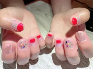 ネイル 芦辺 香奈のネイルデザイン