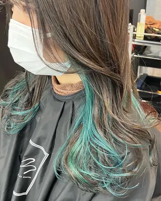 カラー SALOWIN栄 高須大貴のヘアスタイル