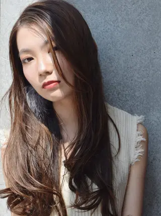 ロング カラー クスノキ ヤスタカのヘアスタイル