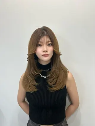 セミロング 心斎橋l大人韓国ヘア レイヤー×艶カラーのヘアスタイル