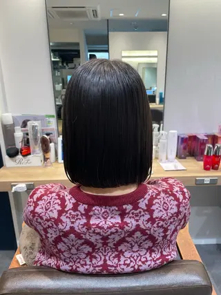 ミディアム オオダテ　シノミ キュアリストのヘアスタイル