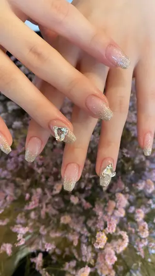ネイル crystal ⭐︎ colorのネイルデザイン