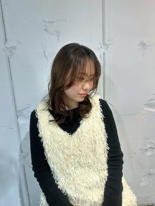 セミロング luau ao cahoのヘアスタイル