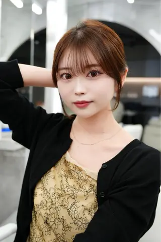 セミロング 中顔面短縮 顔まわり新田大翔のヘアスタイル