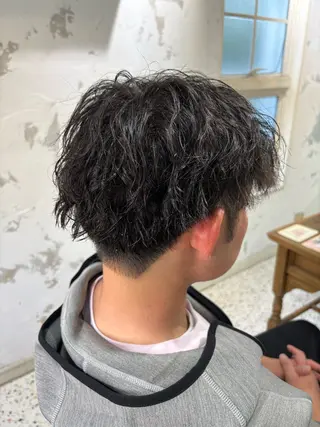 パーマ メンズ 中澤 衿葉のヘアスタイル