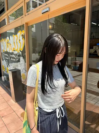ロング カラー 木藤 優杏のヘアスタイル