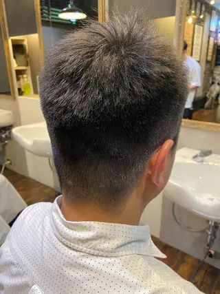 ショート 🌟夜から通える🌟 メンズ専門店長RENのヘアスタイル