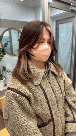 セミロング カラー ブリーチカラー💫 Miku🫶🏻のヘアスタイル