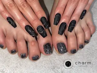 ネイル ネイルルーム チャームのネイルデザイン