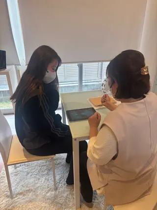 エステサロン .BX新人スタッフのエステ・リラクイメージ