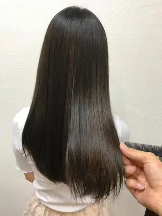 ロング カラー 吉森 満俊のヘアスタイル