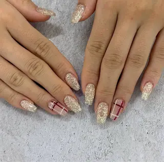 ネイル _white所属・_white 上本町のネイルデザイン