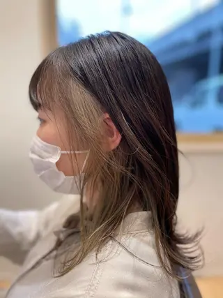 セミロング カラー 鎌田 一徳のヘアスタイル
