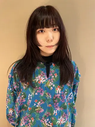 ミディアム カラー ブリーチ😼 ボブ✍️レイヤーのヘアスタイル