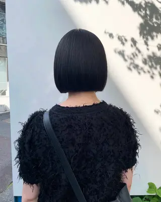 ショート カラー ミルクティー× グレージュMOMOのヘアスタイル