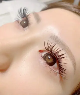 マツエク・マツパ リラコラ所属・リラコラ MEGUMI¨̮♡︎のマツエク・マツパデザイン