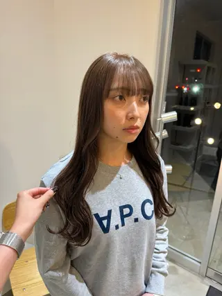 ロング カラー 堀越 美羽のヘアスタイル