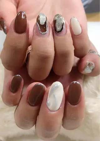 ネイル 中谷 亜佑美のネイルデザイン